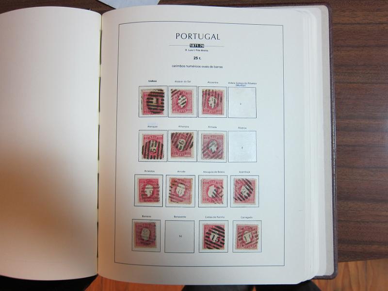 0015 (131).jpg -     Lote:    15      Marcofilia      Lotes Especiais       Descrição:      Portugal.   Colecção especializada de marcas numéricas das 1.ª e 2.ª reformas em selos de 25 reis, desde D. Maria II até D. Luís I, de frente. Lote a ver.        Lote       Valor Base:     &euro; 1.500,00     Valor Venda:     &euro; 3.000,00     
